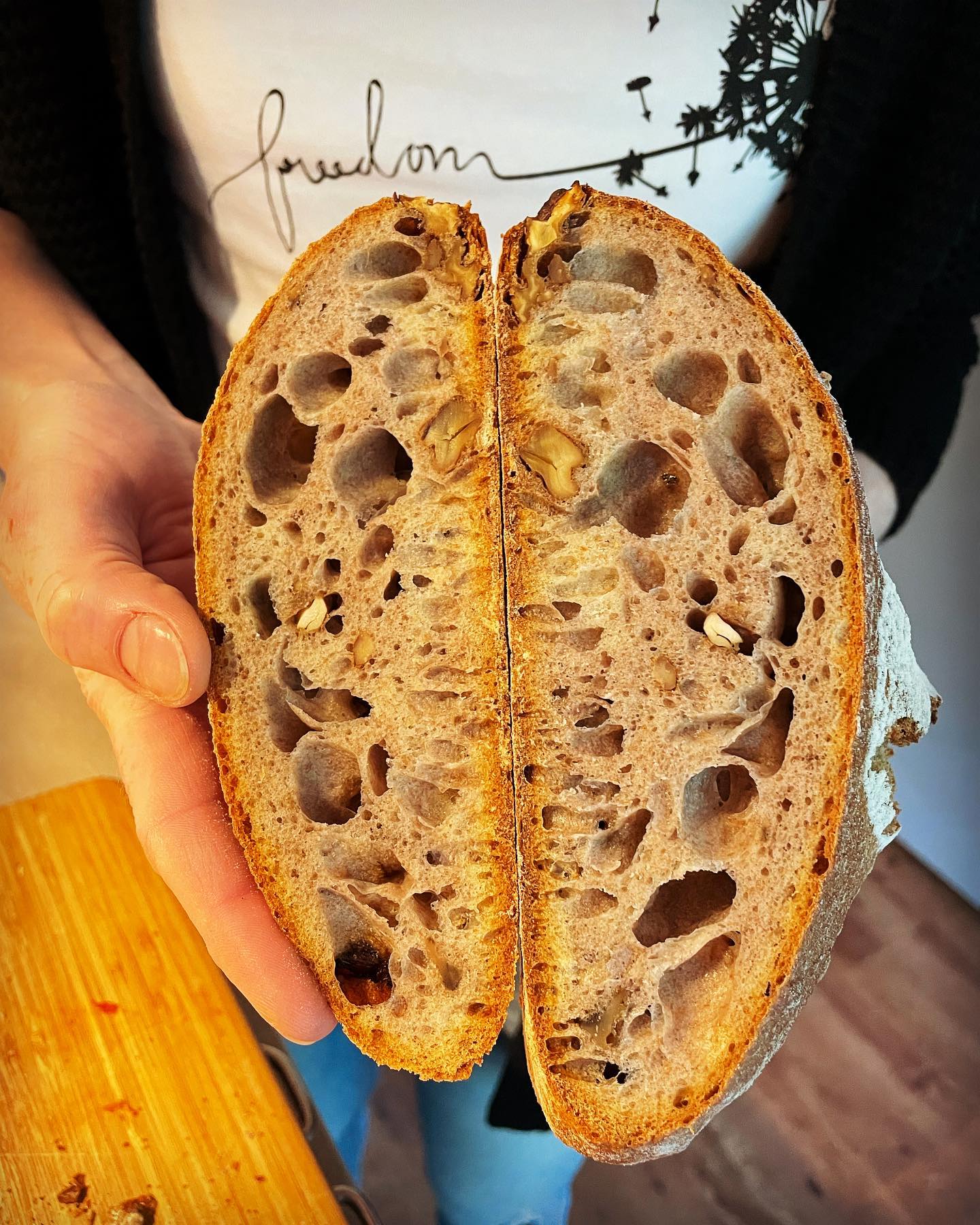 muttertagsbrot_aufschnitt.jpg